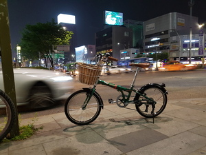 강남서 영화촬영자전거 픽업하면서 쉬는시간에 사진 몇장 찍어보았어요. 