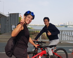 Han river riding with mother